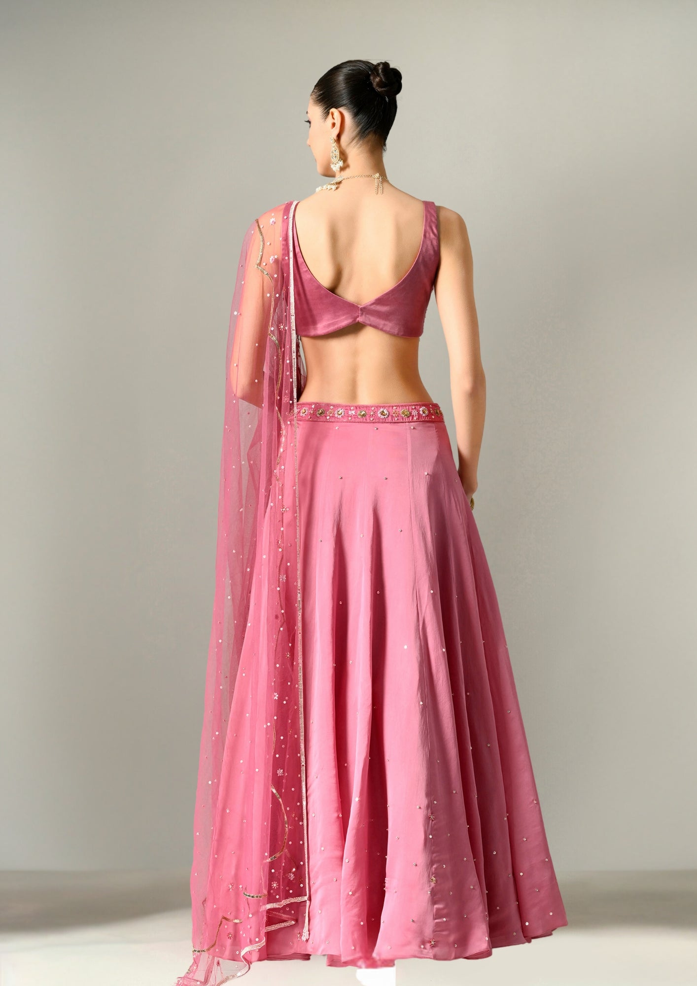 wedding wear lehenga choli, designer lehenga for women, crop top lehenga for women, cancan lehenga for lehenga, reception lehenga, lehenga wedding party, lehenga designs for women, designer lehenga, sunantamadaan lehenga designs, dulhan lehenga, online lehenga near me, Sunanta Madaan Lehenga, lehenga near me, lehenga in Delhi, buy lehenga online