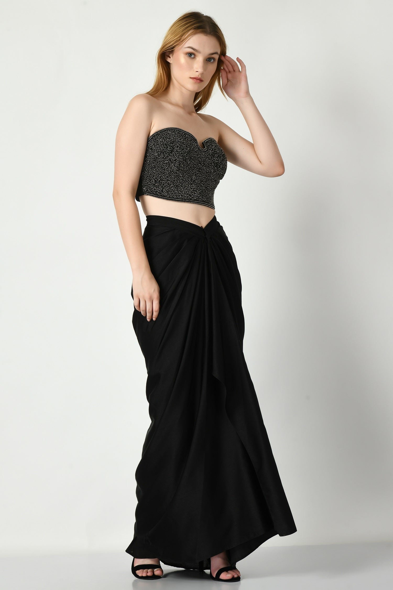 Black Indo Western Dress for Women | Elegant Party Wear Look Sunanta Madaan Couture Black Indo Western Dress for Women | Elegant Party Wear Look Sunanta Madaan Couture
