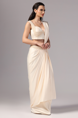 Cocktail Dress for women, Fashionable Saree, Saree for Women, Festive Wear Saree, Indo Western Saree, Designer Saree, Traditional Look, Sunanta Madaan