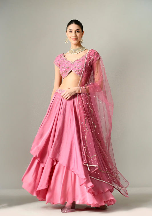 lehenga and choli, sunantamadaan lehenga, Sunantamadaan designer lehenga, lehenga for wedding, lehenga designs, women lehenga, lehenga women, lehenga for women, lehengas, lehenga, lehenga in mumbai, Lehenga online, Lehenga in gurgaon, Lehenga Near Me, Buy Lehenga online, Offer on Sunanta Madaan Lehenga