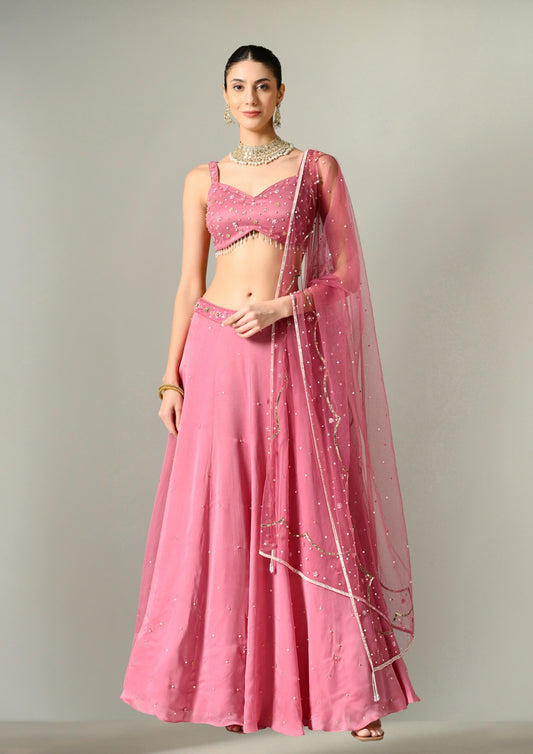 Indo-western Lehenga, lehenga designs for weddings, ladies marriage lehenga, lehenga wedding lehenga, latest lehenga designs, sunantamadaan lehenga designs, lehenga dupatta style, ready to wear lehenga, lehenga store near me, lehenga for women designer, ladies lehenga designer, designer lehenga for women, lehenga by sunanta madaan, lehenga near me, lehenga in gurgaon, buy lehenga online
