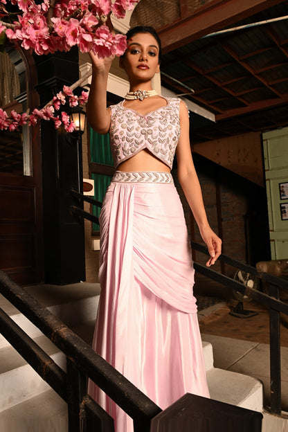 Indo-western long skirt dress, Indo-western lehenga skirt dress, Indo-western fusion skirt and top, Boho Indo-western skirt dress, Indo-western skirt dress designs, Sunanta Madaan