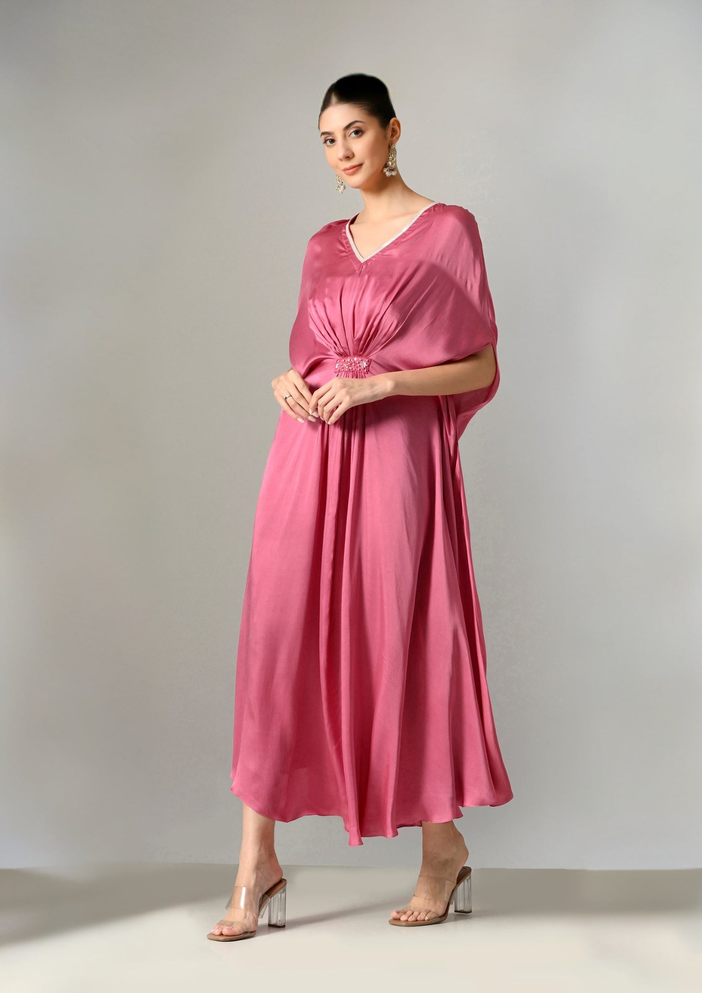 Women’s high-end kaftan dress in mauve for a glamorous appeal, Indo Western Kaftan dress for women near me, High-fashion satin kaftan dress in mauve for luxury styling, deepika padukone kafan dress