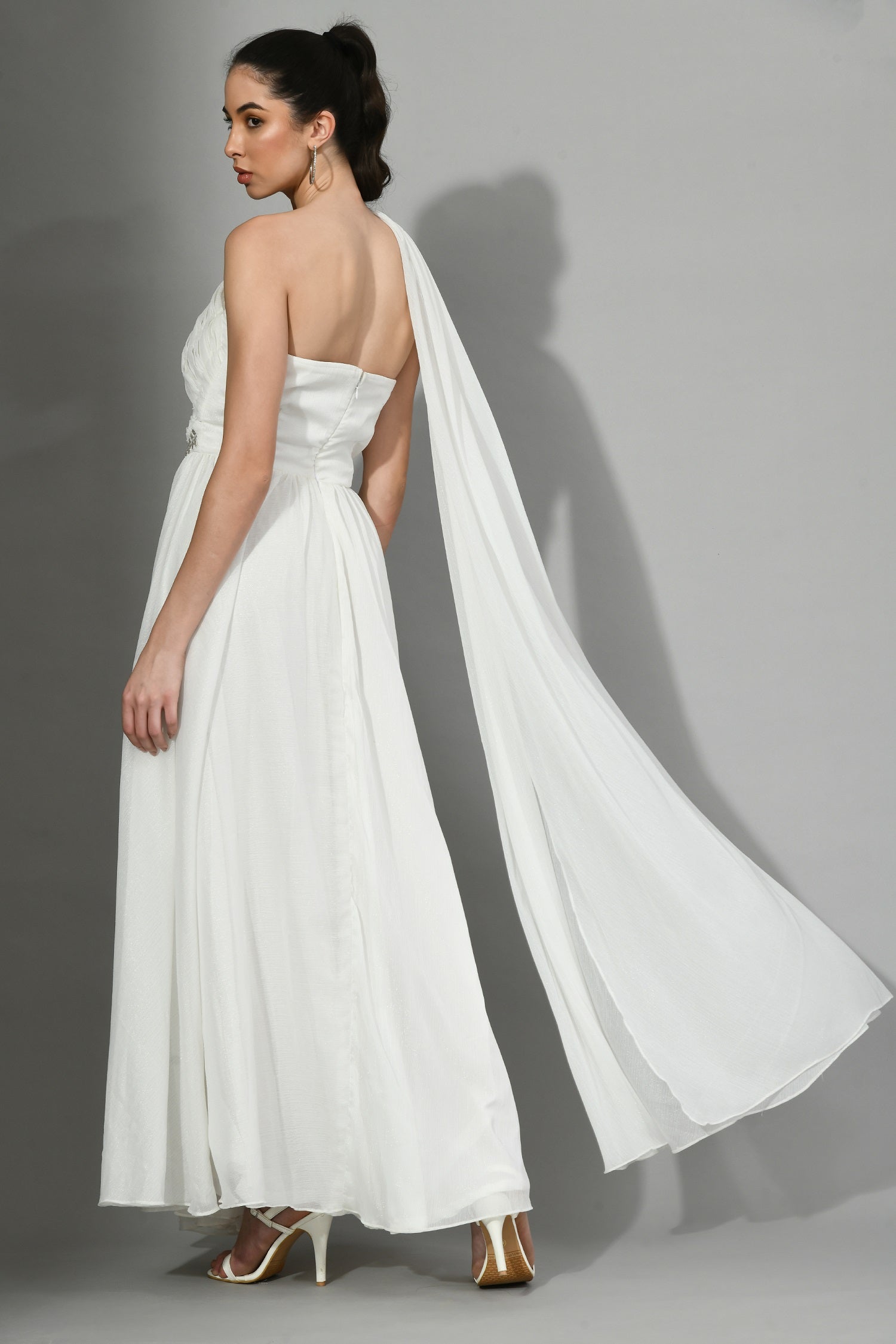 white Saree gown, saree style gown
saree gown online
saree gown for women
saree gown dress
saree gown designs for wedding
saree gown design
saree gown saree gown by Sunanta Madaan